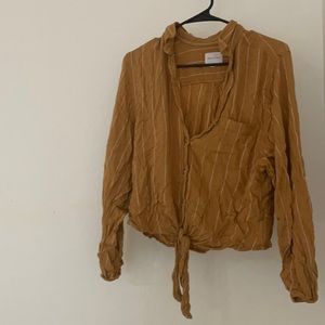 American Eagle Button Up Long Sleeve